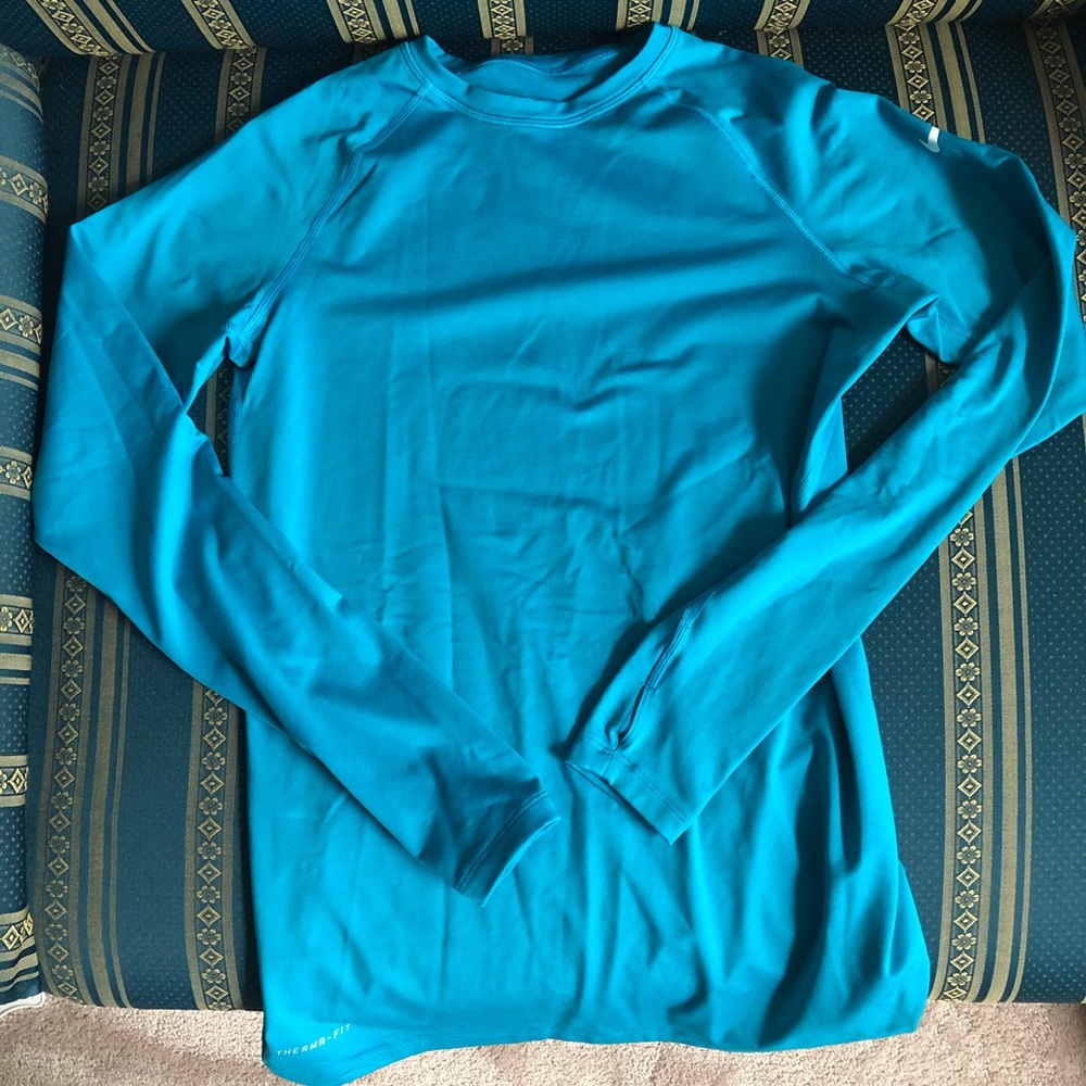 Women’s Nike fitted long sleeve top
